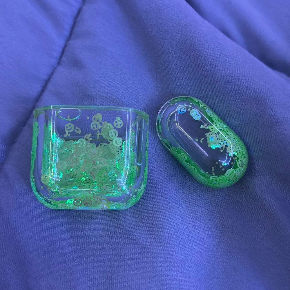 airpods case